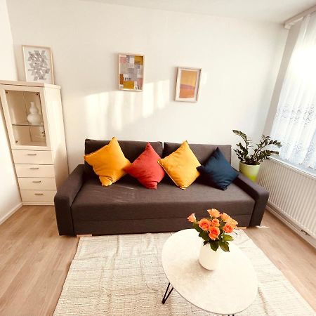 Frisch Renoviertes Und Charmantes Apartment Štutgart Exteriér fotografie