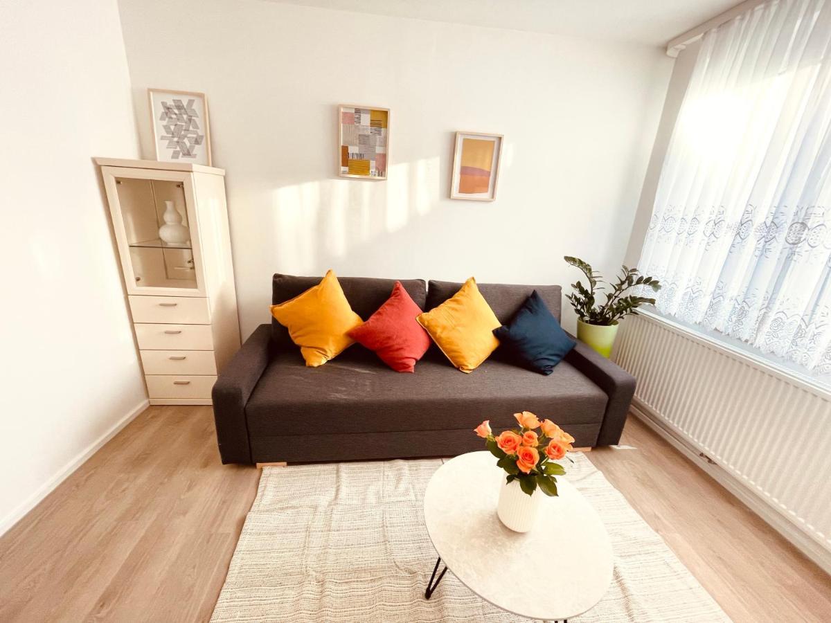 Frisch Renoviertes Und Charmantes Apartment Štutgart Exteriér fotografie
